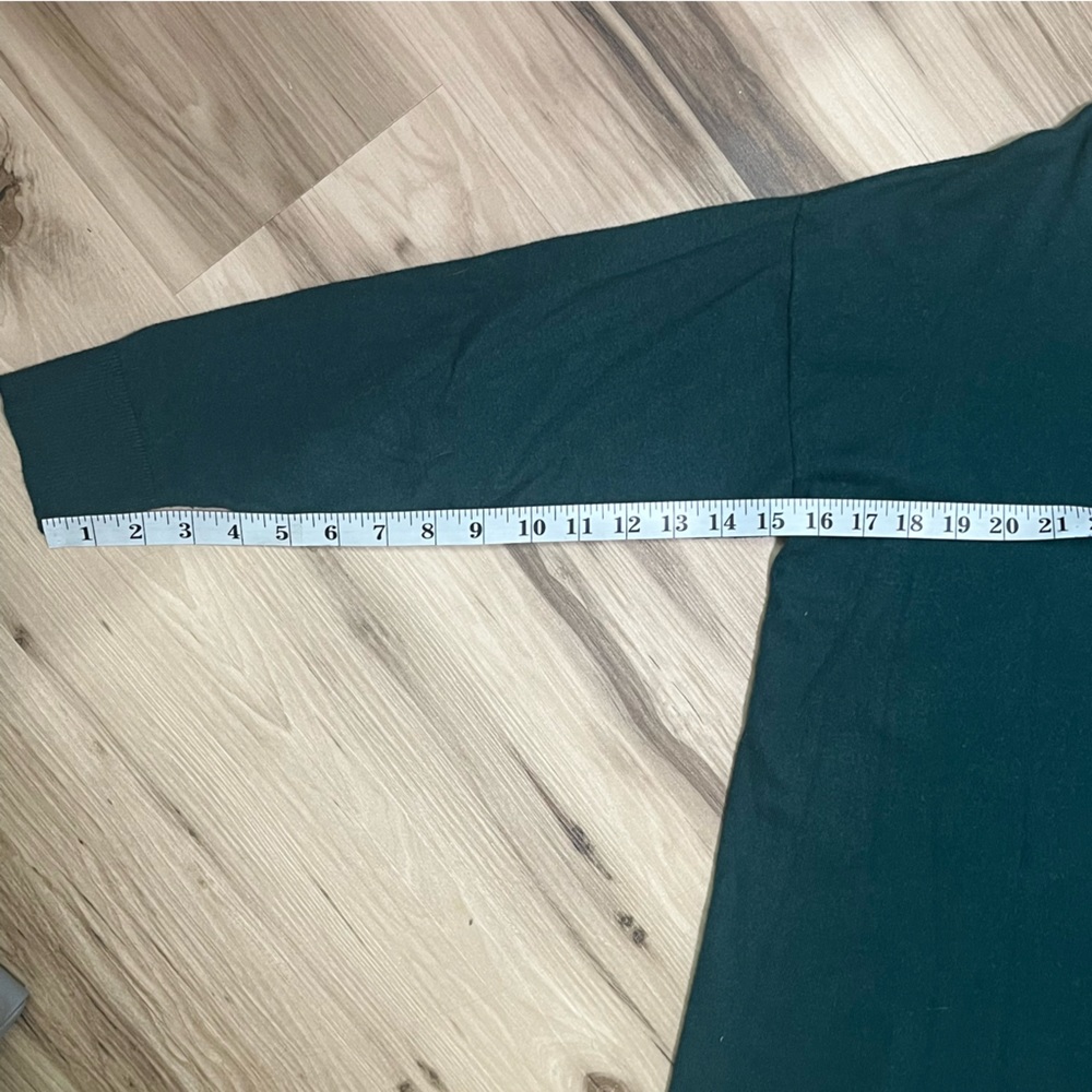 Torrid Pullover Drop Shoulder Emerald Green Sweater Size 1 - Picture 8 of 8